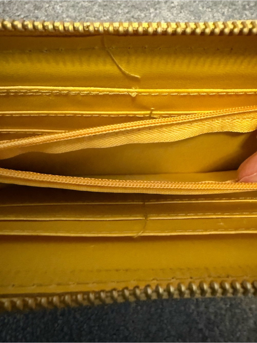 Glitter Zip Wallet Case - Gold - Picture 5 of 5